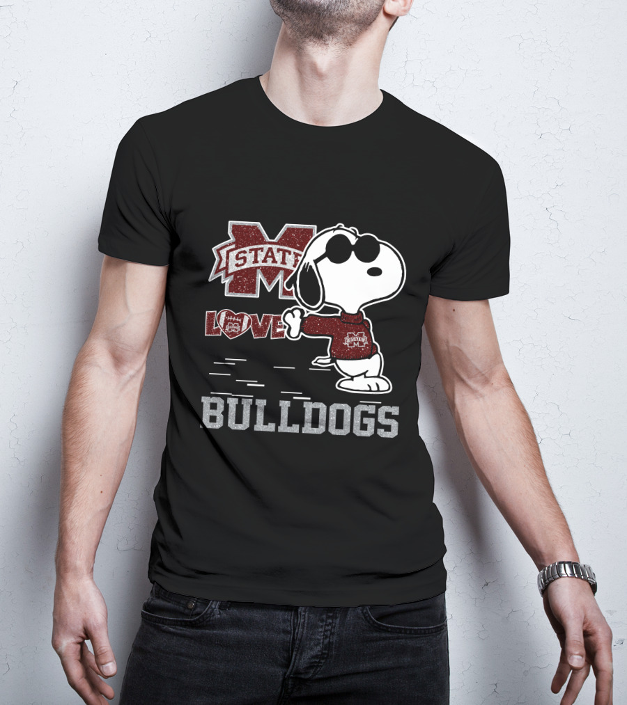 Snoopy Love Mississippi State Bulldogs T-Shirt
