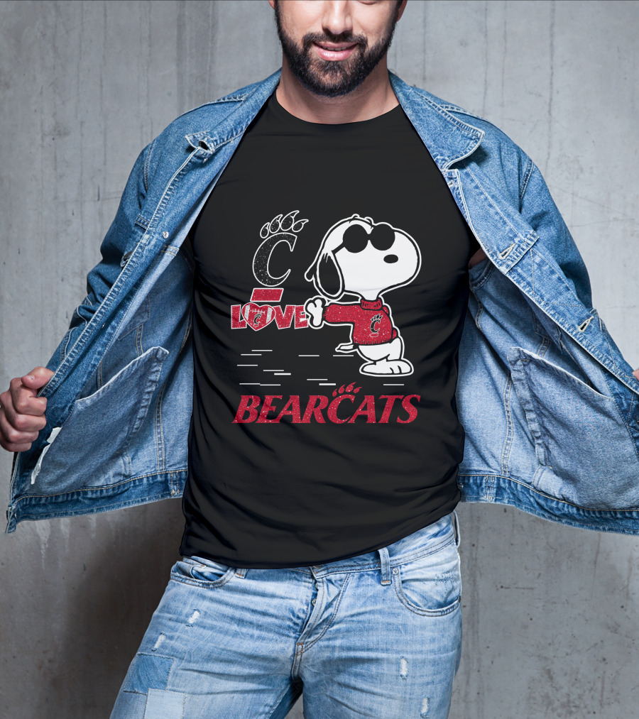 Snoopy Cincinnati Bearcats Love With Stylized C T-Shirt