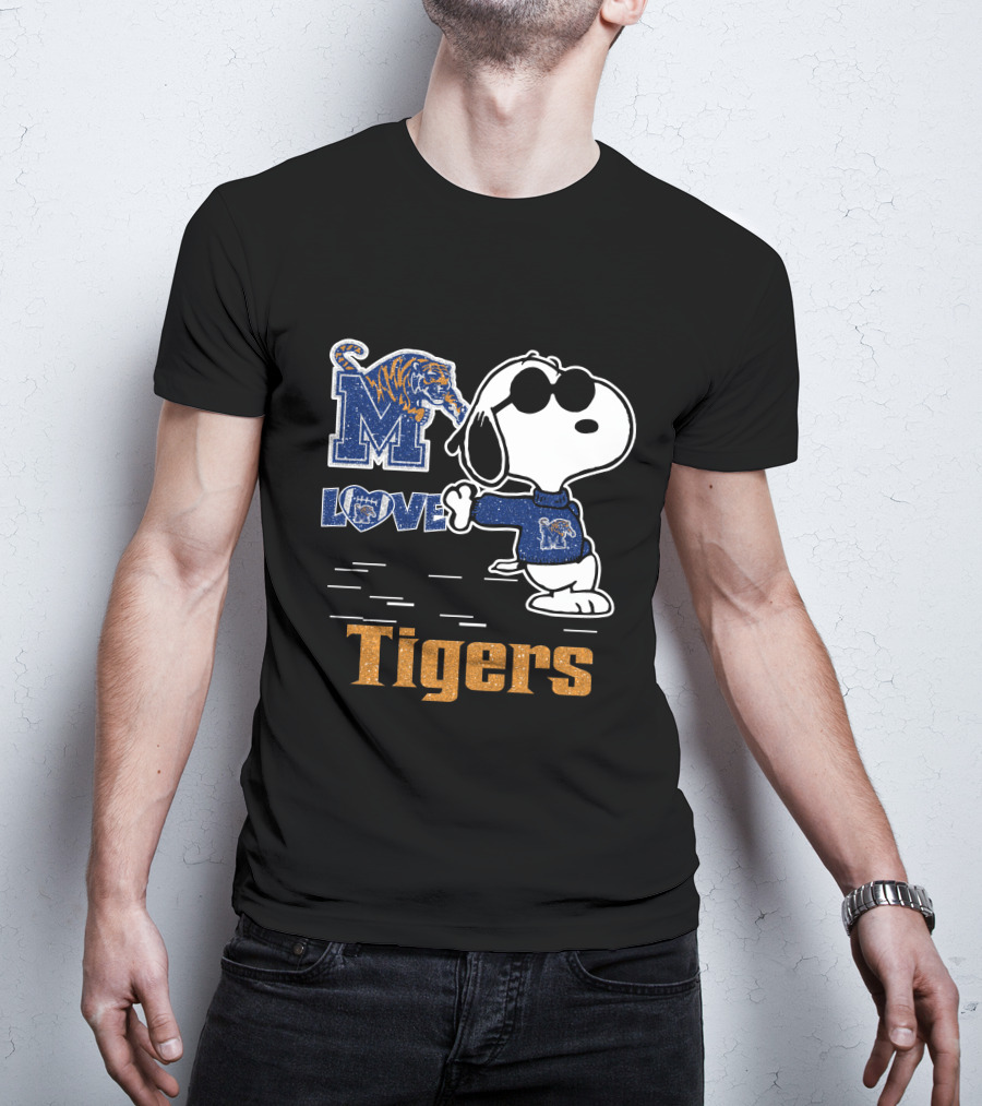 Snoopy Memphis Tigers Love T-Shirt