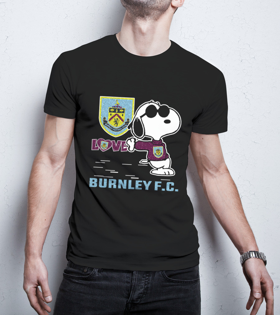 Snoopy Love Burnley F.c. T-Shirt