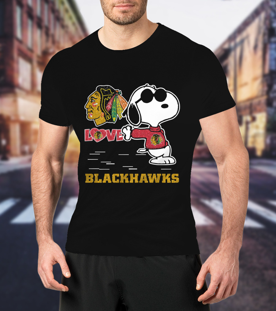 Snoopy Love Chicago Blackhawks Logo Peanuts Hockey T-Shirt