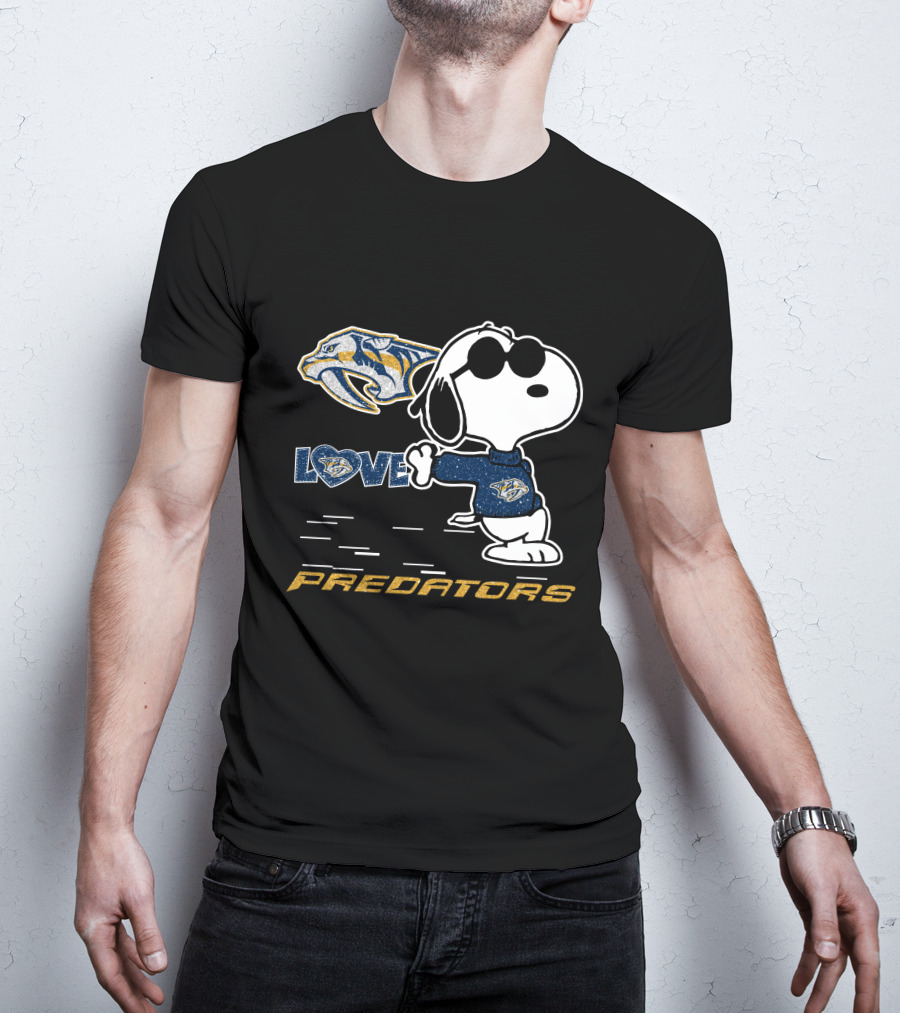 Snoopy Love Nashville Predators T-Shirt