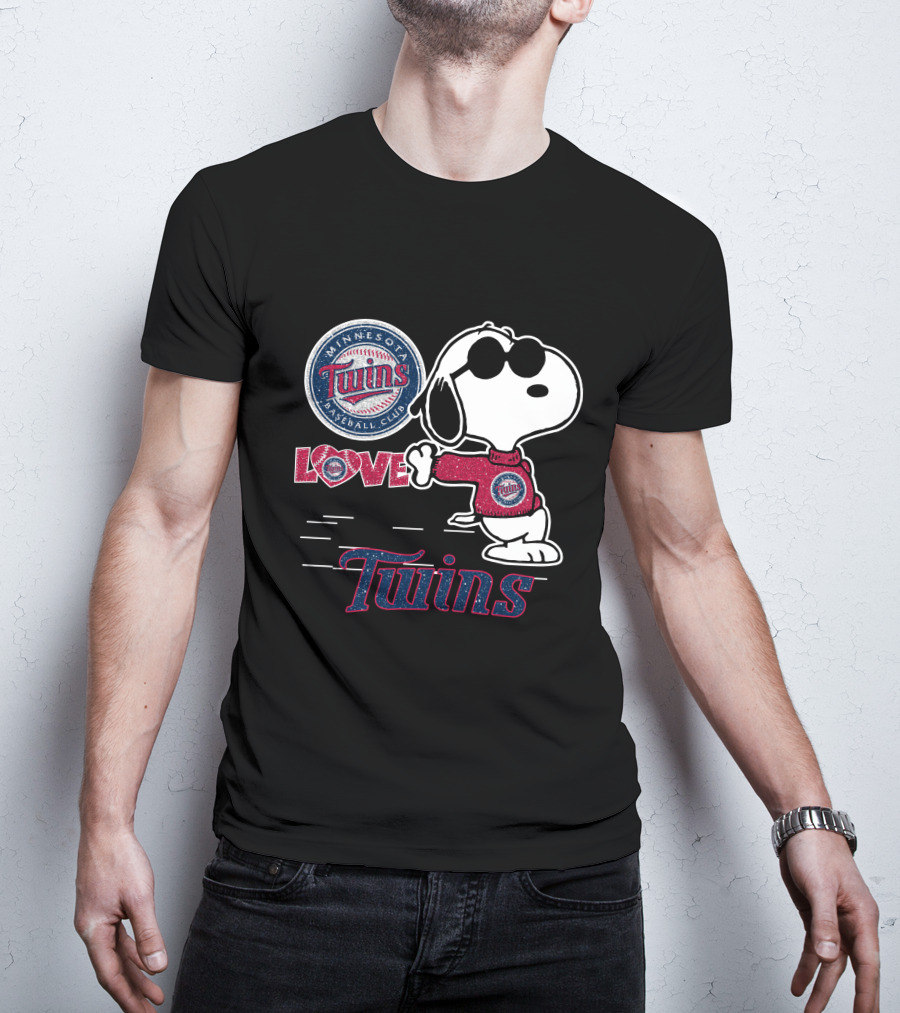 Snoopy Love Minnesota Twins Baseball Club T-Shirt