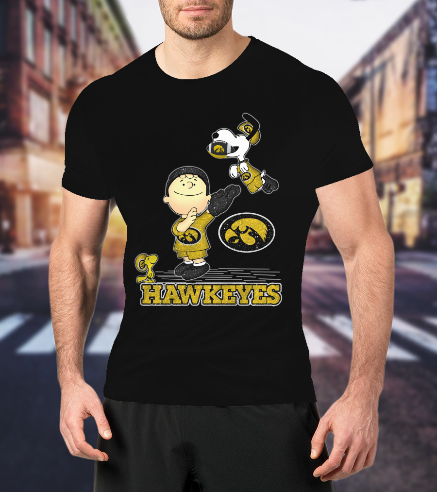 Snoopy And Woodstock Support Iowa Hawkeyes Football With Peanuts T-Shirt