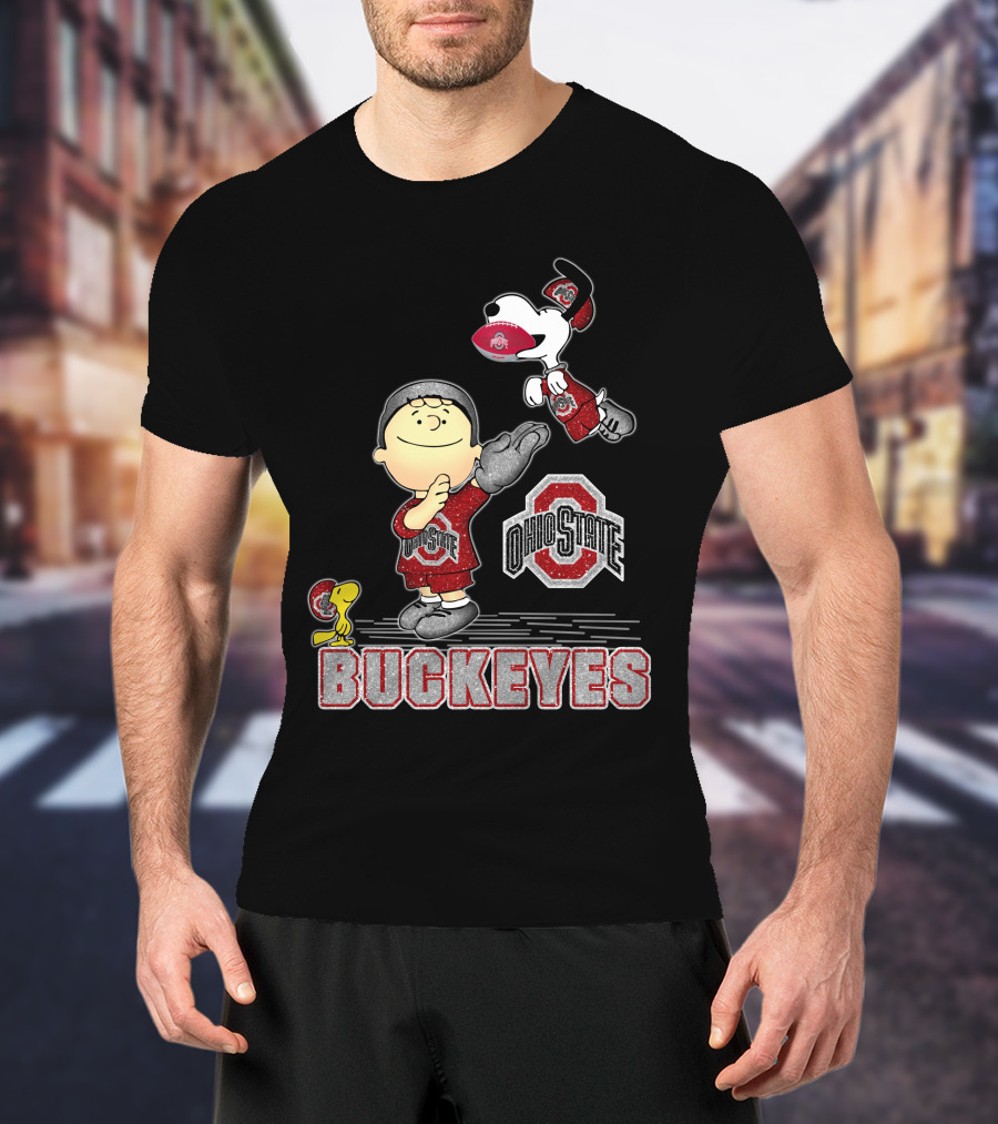 Snoopy Ohio State Buckeyes Football Charlie Woodstock T-Shirt