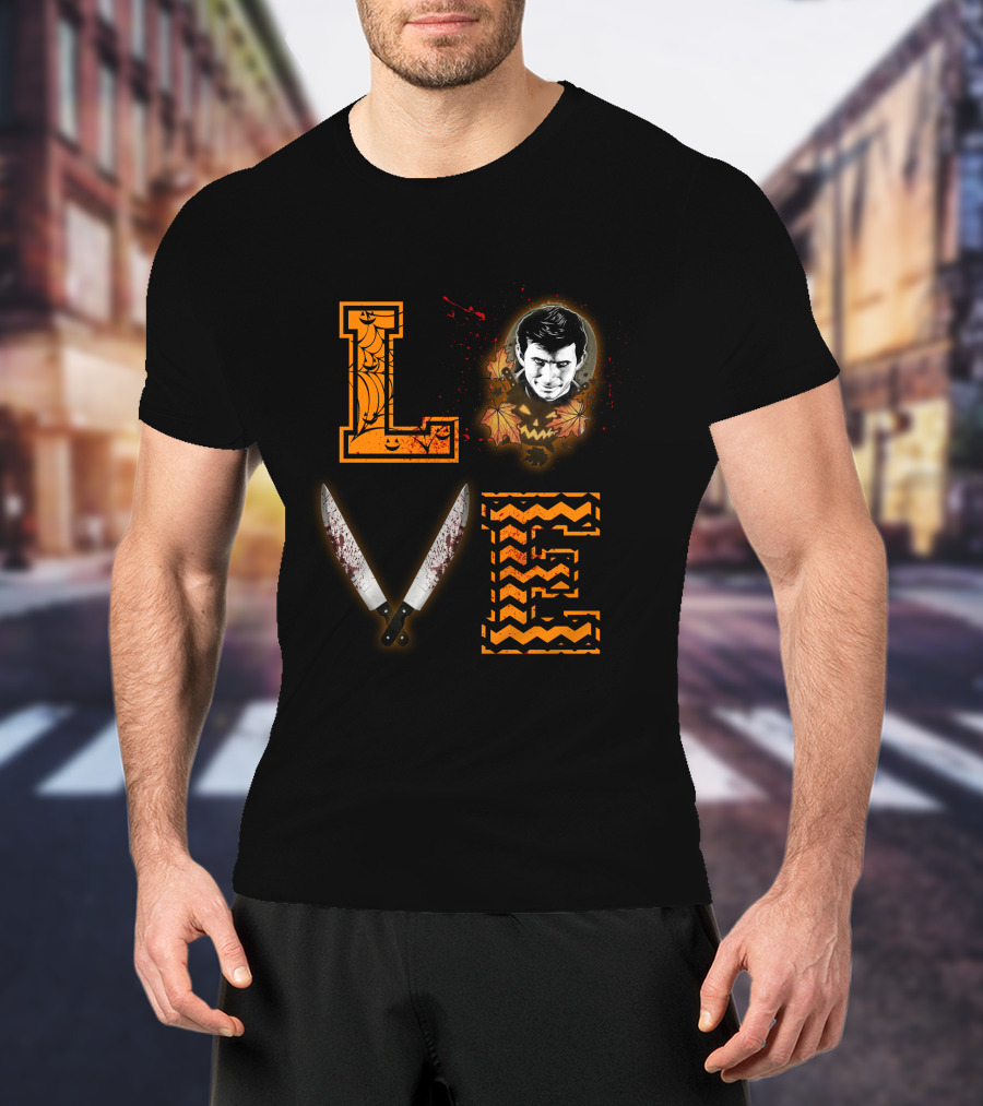 Love Halloween Spider Webs Bloody Knives Classic Horror Face T-Shirt