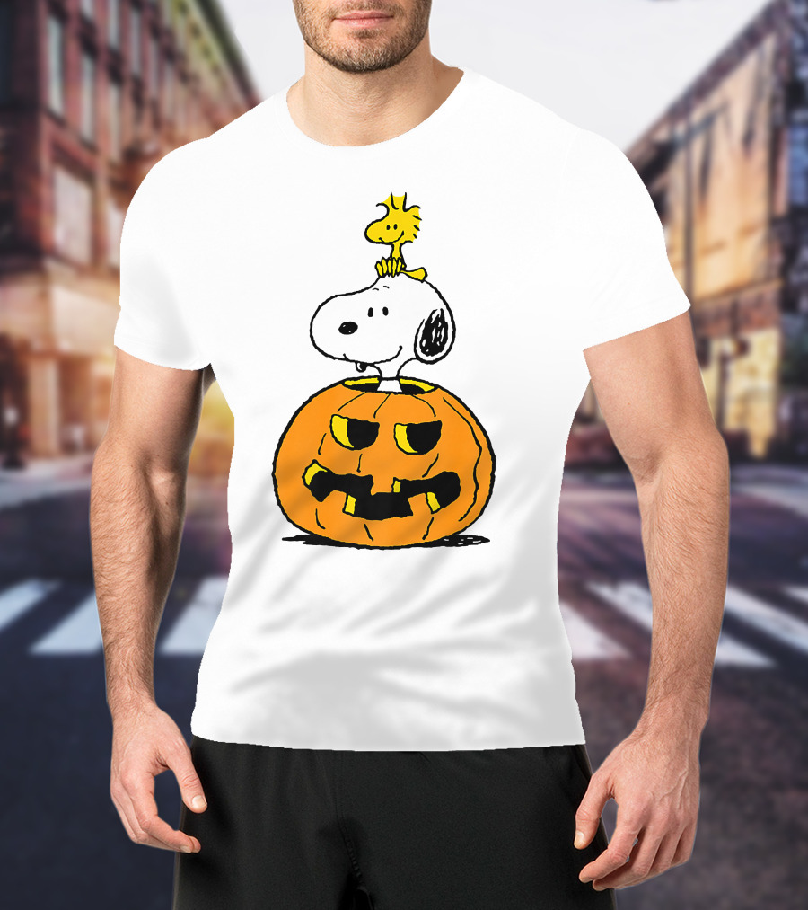 Halloween Snoopy Woodstock Pumpkin Peanuts Cartoon T-Shirt