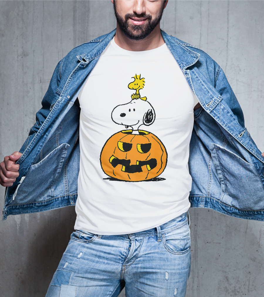 Halloween Snoopy Woodstock Pumpkin Peanuts Cartoon T-Shirt