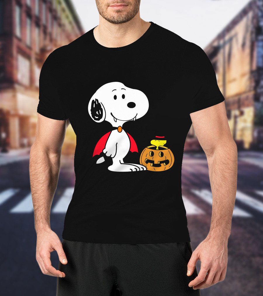 Snoopy Halloween Vampire With Woodstock In Pumpkin Hat T-Shirt