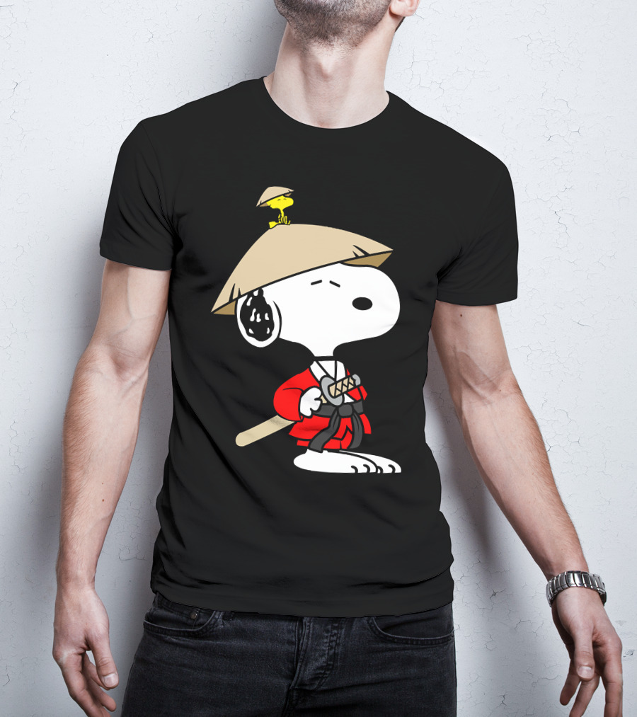 Snoopy Samurai Woodstock Hat Red Kimono Sword T-Shirt