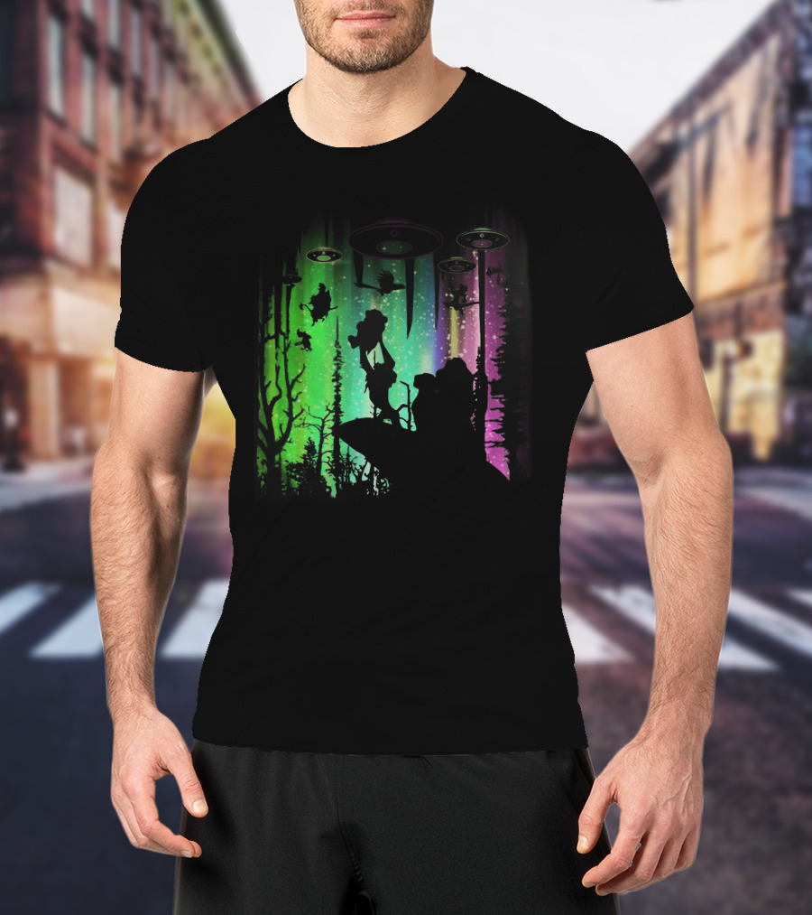 The Lion King Silhouette With UFOs And Aurora In Storm Area Scene T-Shirt