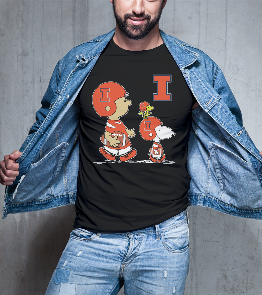 Illinois Fighting Illini Peanuts Football Characters With Big I T-Shirt