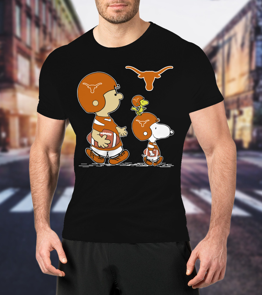 Texas Longhorns Football Peanuts Characters Helmet T-Shirt