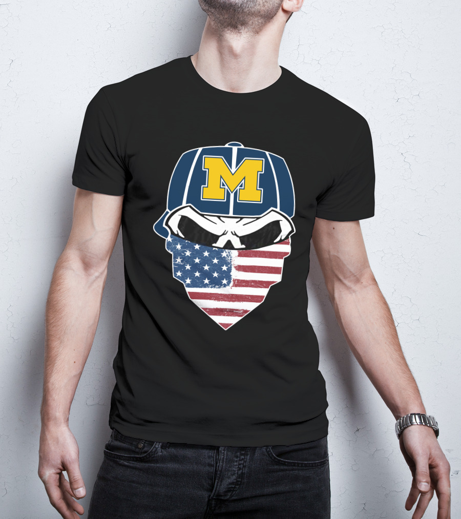 Wolverines Skulls M American Flag Bandana T-Shirt