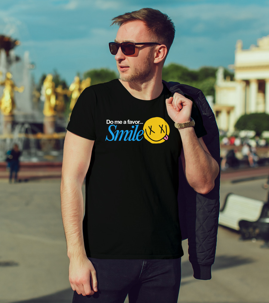 Bobby Mares Smile Yellow Face Iconic T-Shirt
