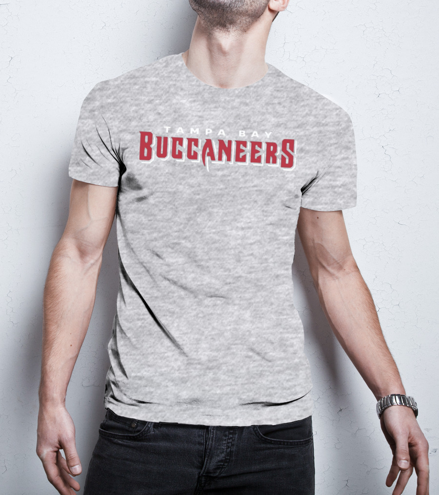 Tampa Bay Buccaneers Tom Brady Off T-Shirt