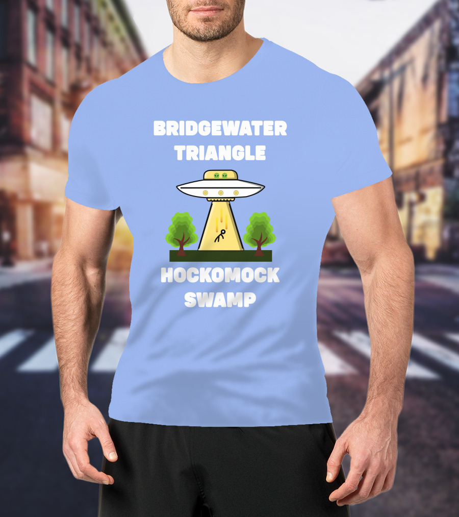 Bridgewater Triangle Hockomock Swamp UFO Alien Abduction Scene T-Shirt