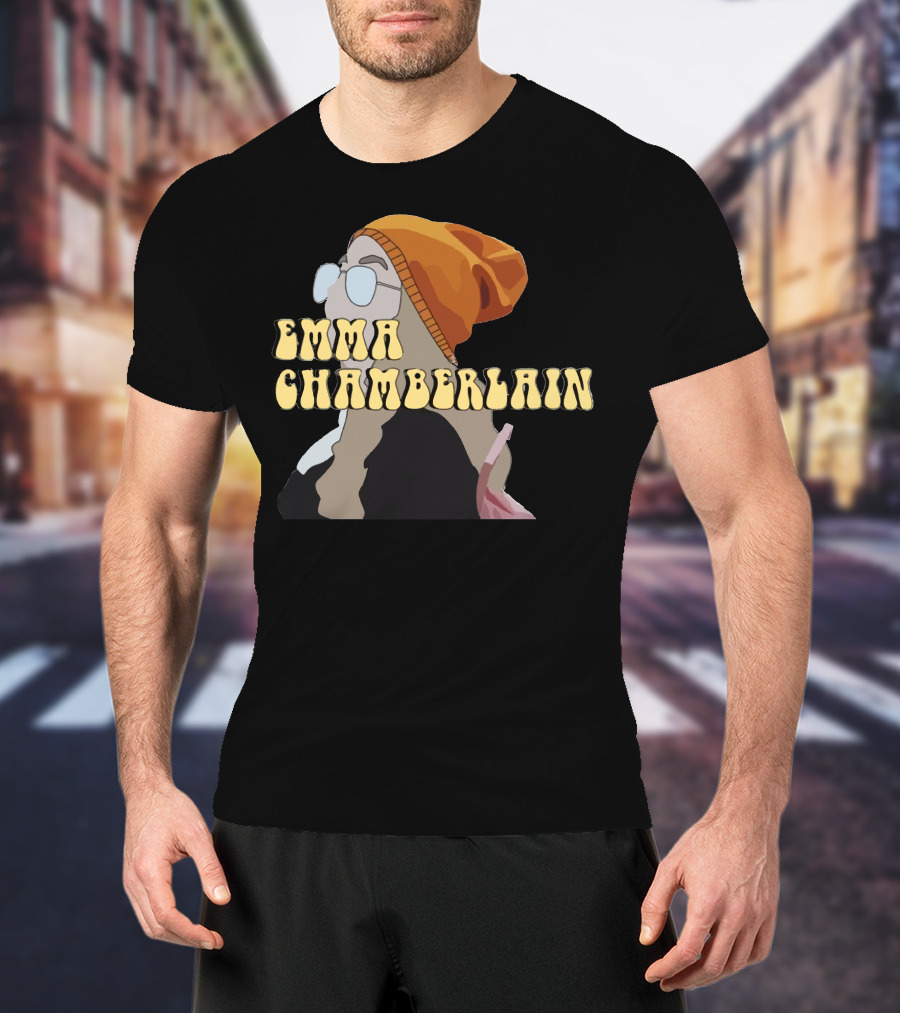 Emma Chamberlain YouTube Customized Women Fashion Trendsetter Beanie Glasses T-Shirt