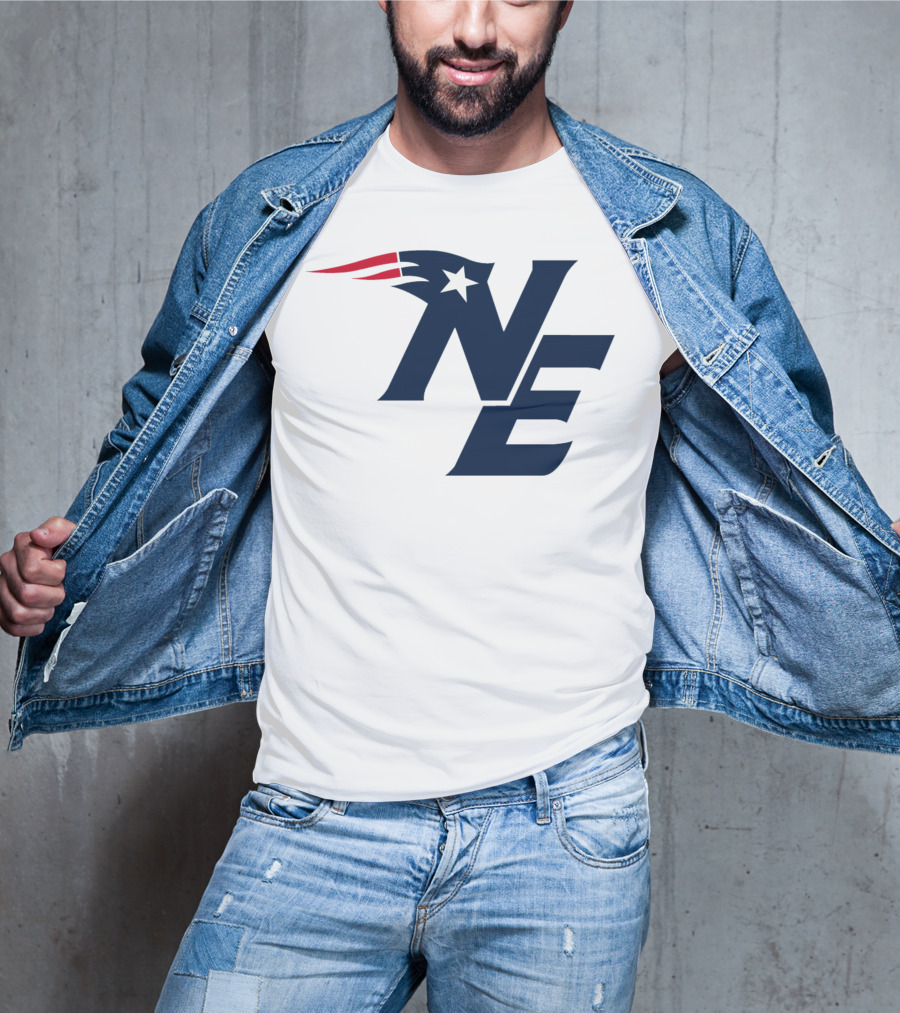 Kansas City Chiefs Logo If You Like Football Team NE Patriots T-Shirt