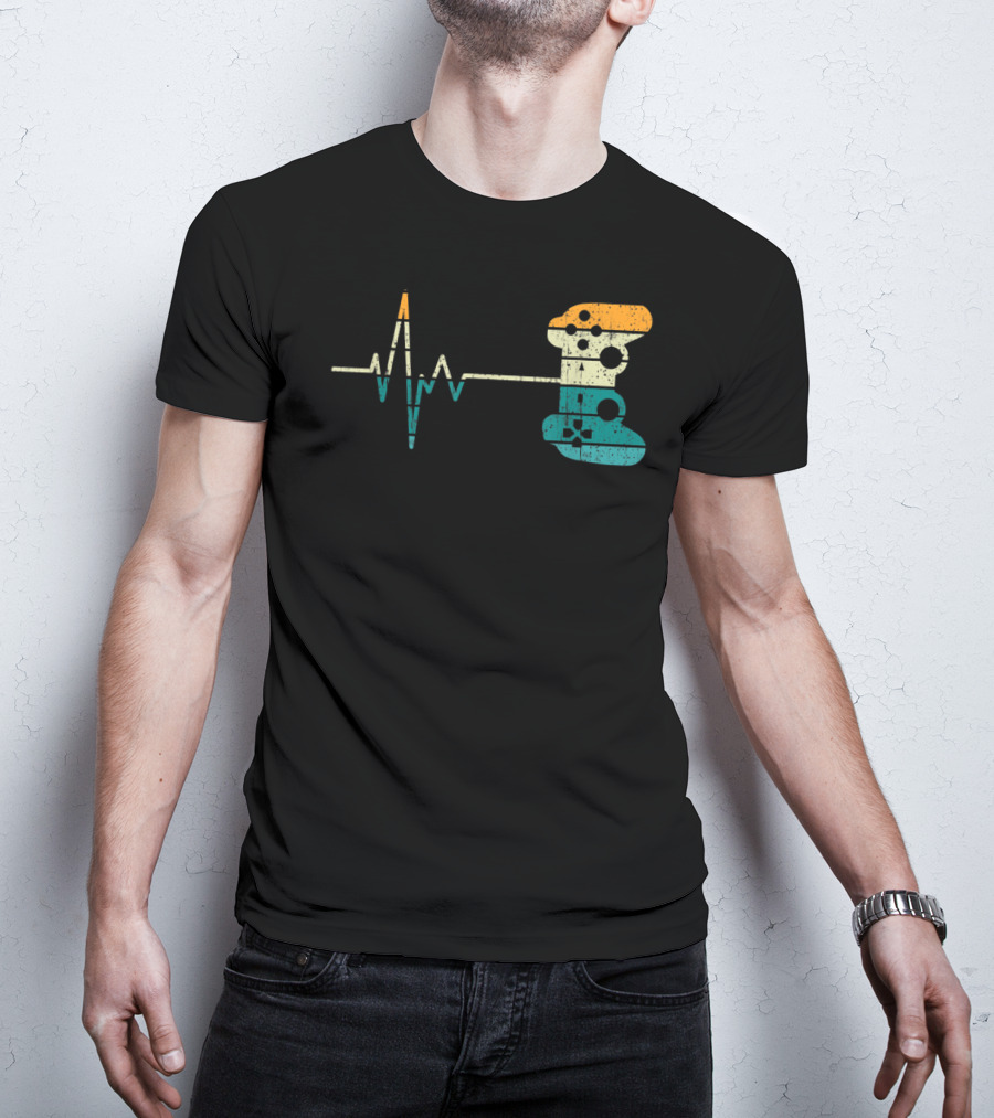 Vintage Gamer Heartbeat Video Game Lover Controller T-Shirt
