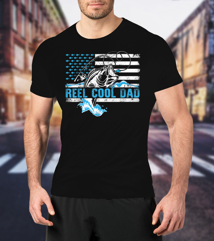 Reel Cool Dad Bass Fishing American Flag T-Shirt