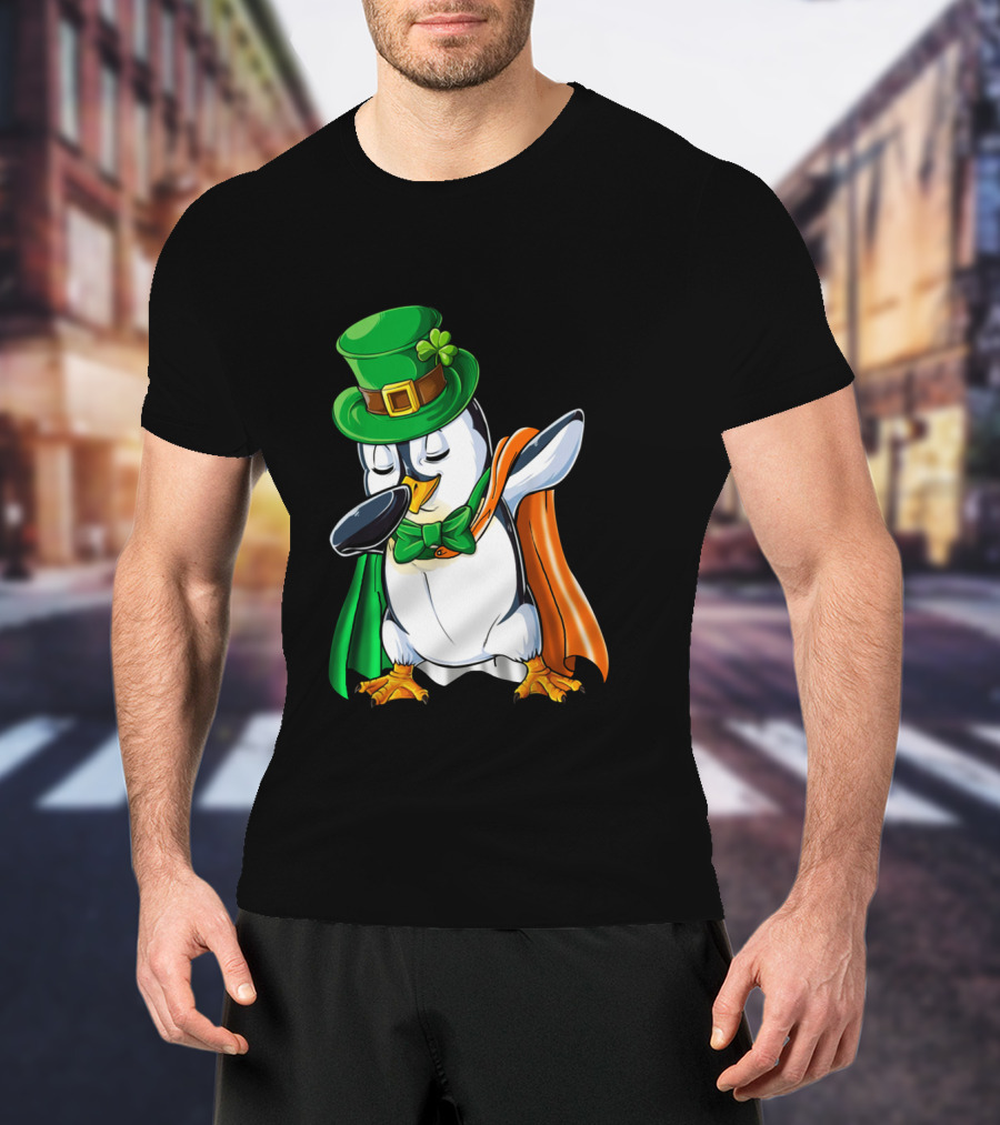 Penguin Dabbing Leprechaun Hat Irish Flag Cape T-Shirt