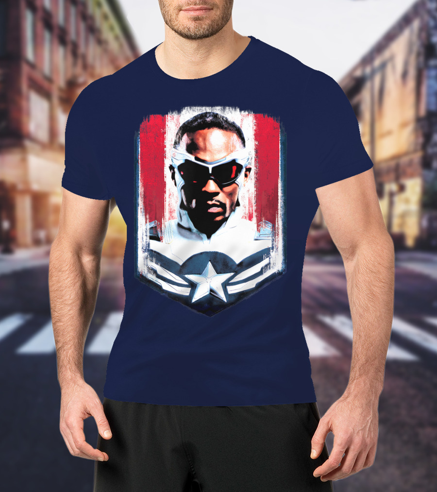 Marvel Captain America Sam Wilson Falcon Soldier Iconic Shield T-Shirt