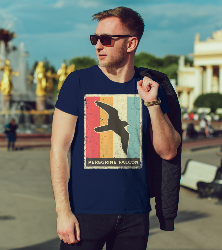 Peregrine Falcon Lover Vintage Animal Retro Stripes T-Shirt