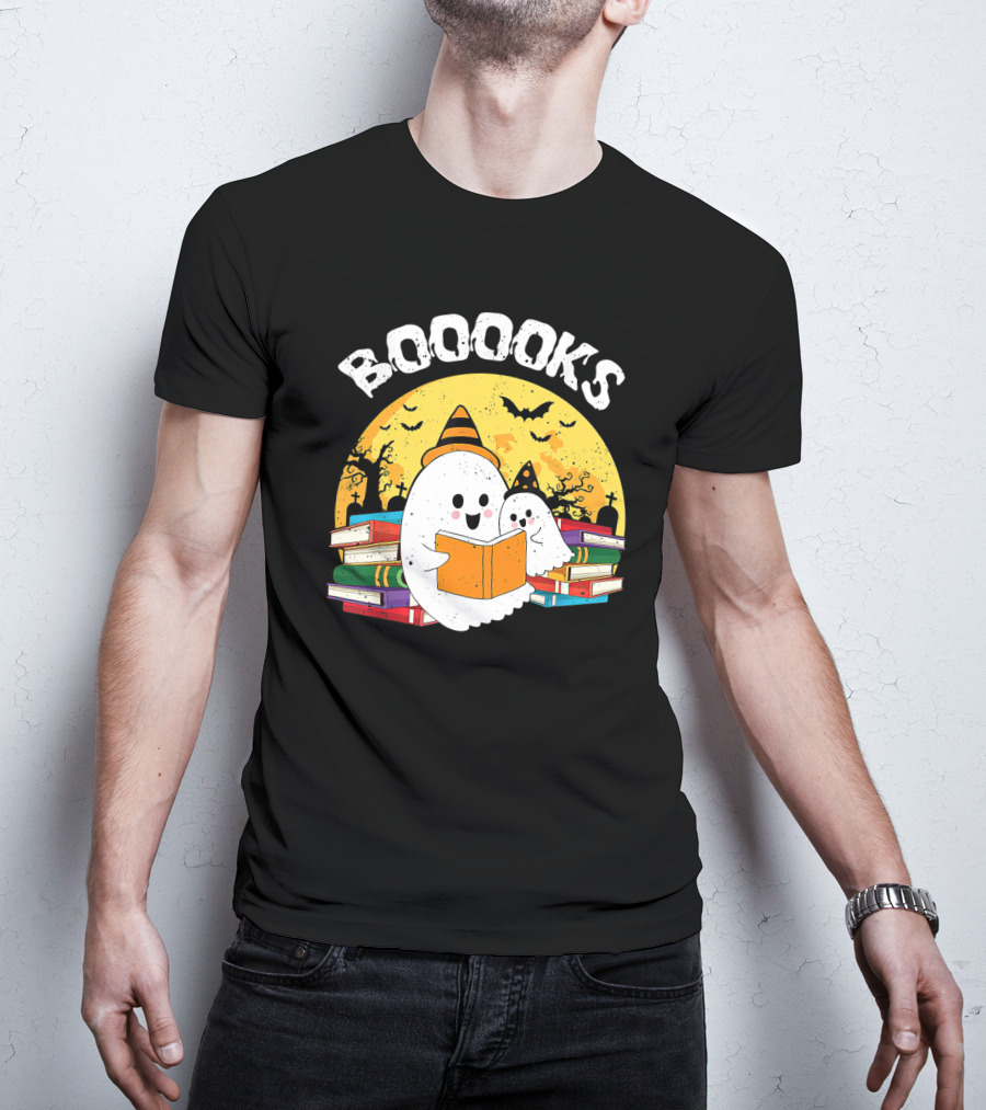BOOOOKS Ghost With Witch Hat Reading Stacked Books Halloween Moon Bats T-Shirt