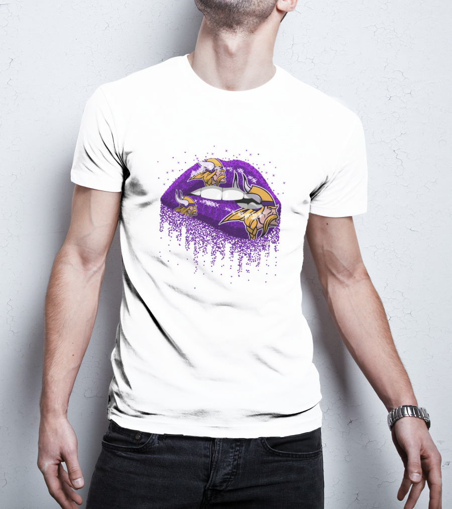 Minnesota Vikings Glitter Lips Viking Helmets T-Shirt