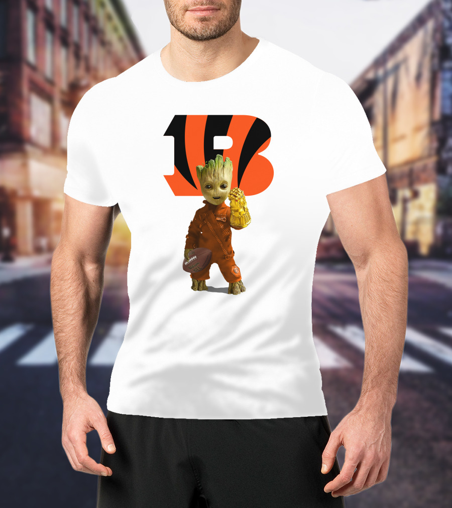 Cincinnati Bengals Groot Holding Football With Infinity Gauntlet T-Shirt