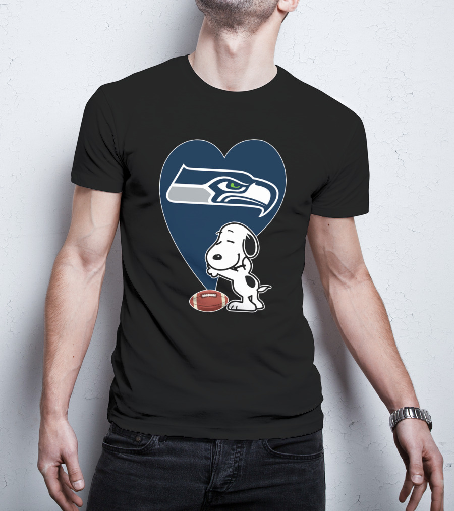 Seattle Seahawks Love Snoopy Football Hug T-Shirt