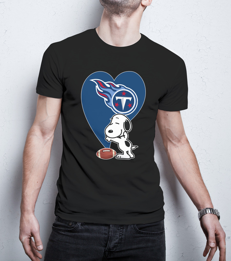 Tennessee Titans Snoopy Heart Football Hug T-Shirt