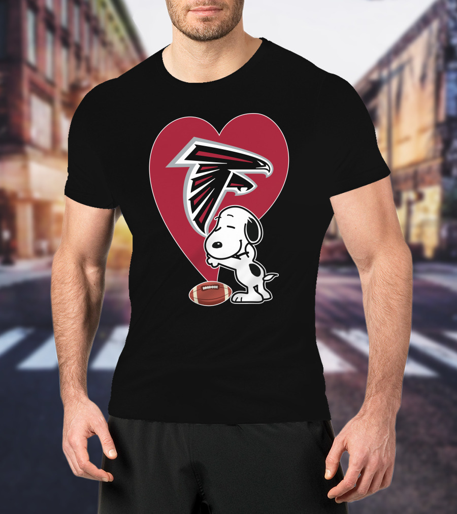 Atlanta Falcons Snoopy Heart Football Hug T-Shirt