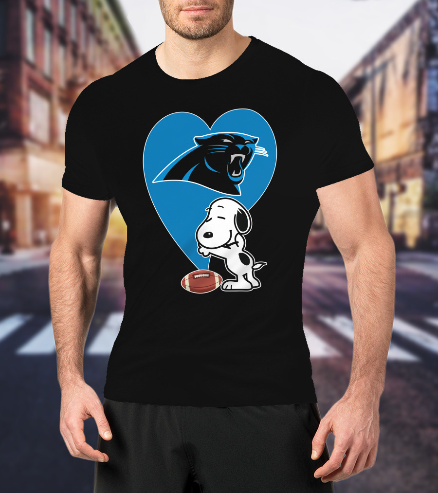 Carolina Panthers Snoopy Football Heart Hug T-Shirt