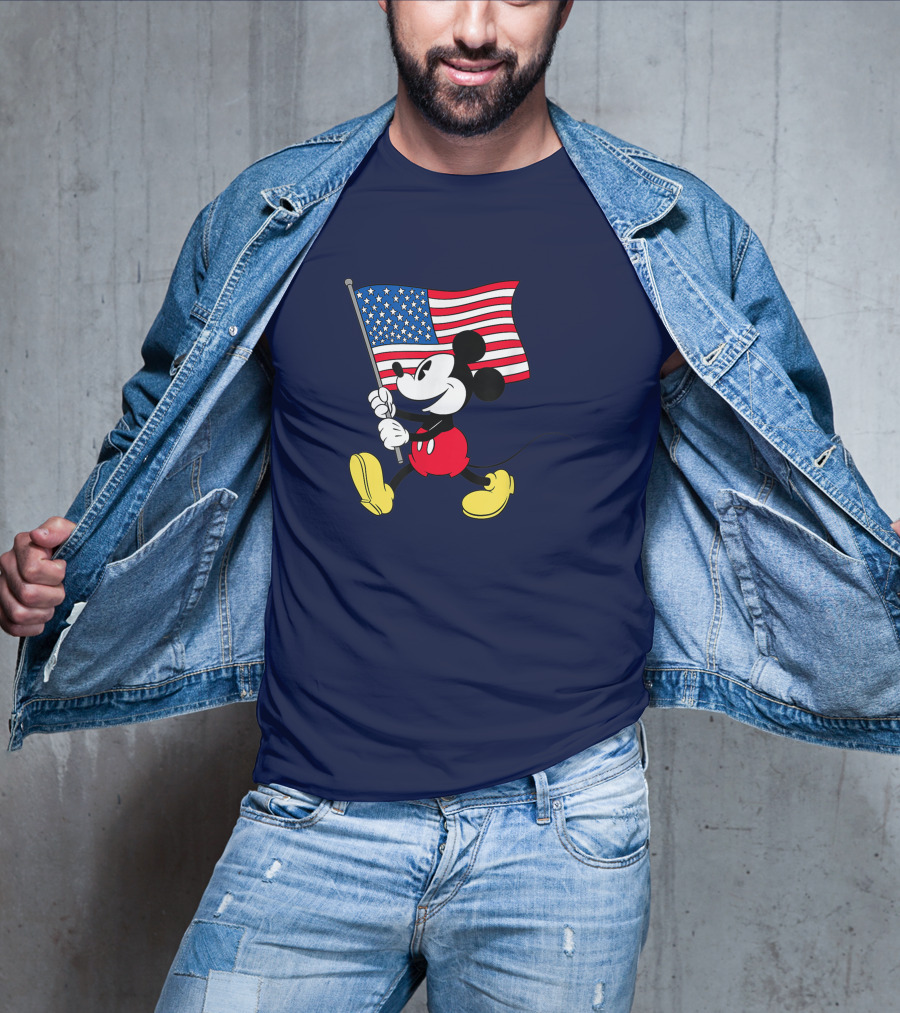 Mickey Mouse Holding American Flag Patriotic Disney T-Shirt