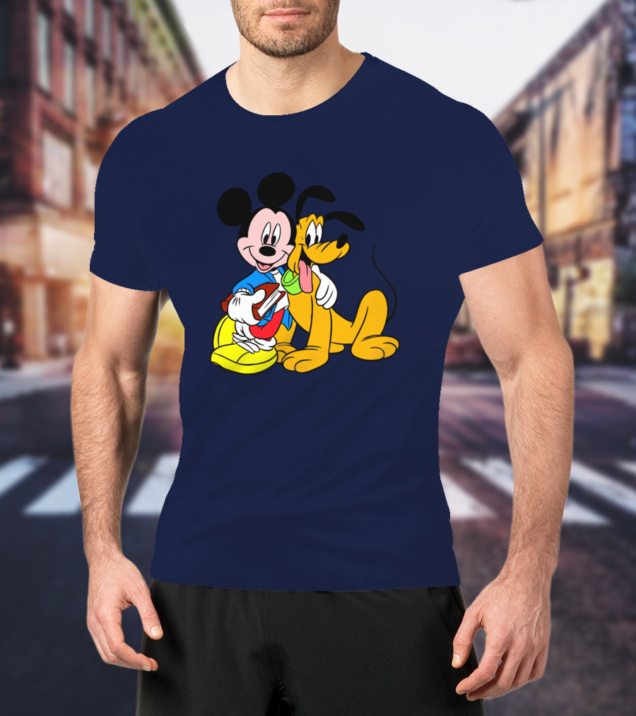 Mickey And Friends Mickey And Pluto Hugging Classic Cartoon T-Shirt