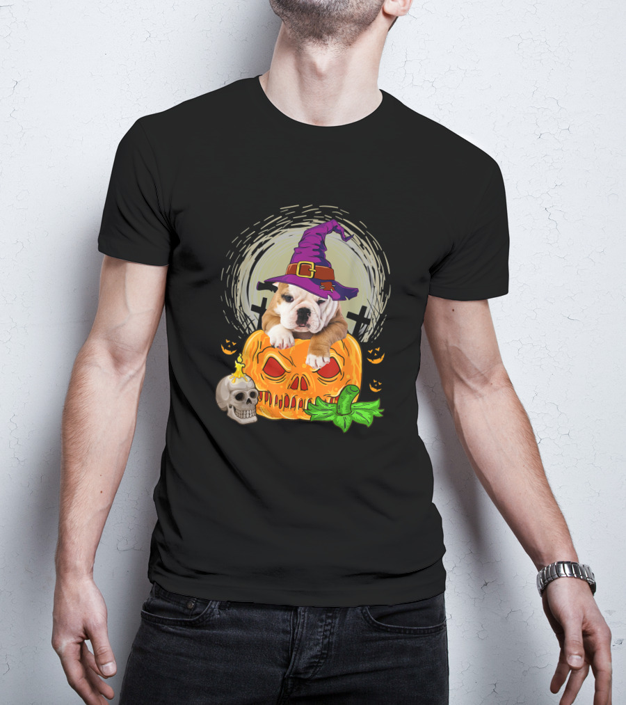 Cute English Bulldog Witch On Skull Pumpkin T-Shirt