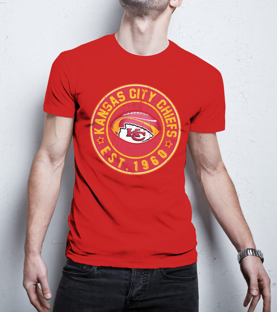 Kansas City Chiefs Est. 1960 Red Distressed Logo Vintage Football Badge T-Shirt