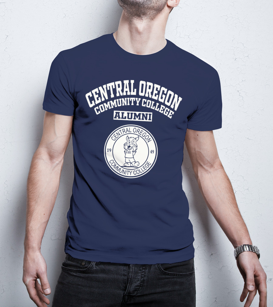 Central Oregon Community College Alumni 1949 Mascot Emblem T-Shirt