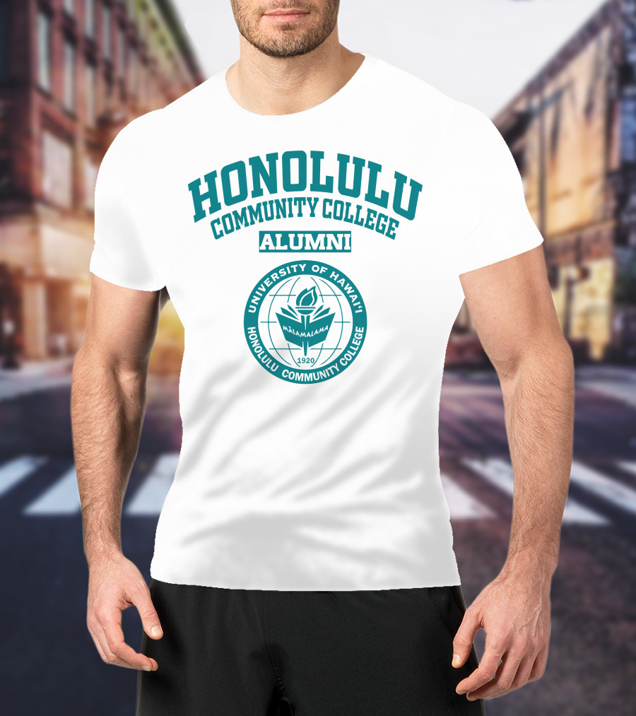 Honolulu Community College Alumni University Of Hawai'i Mālamalama 1920 T-Shirt