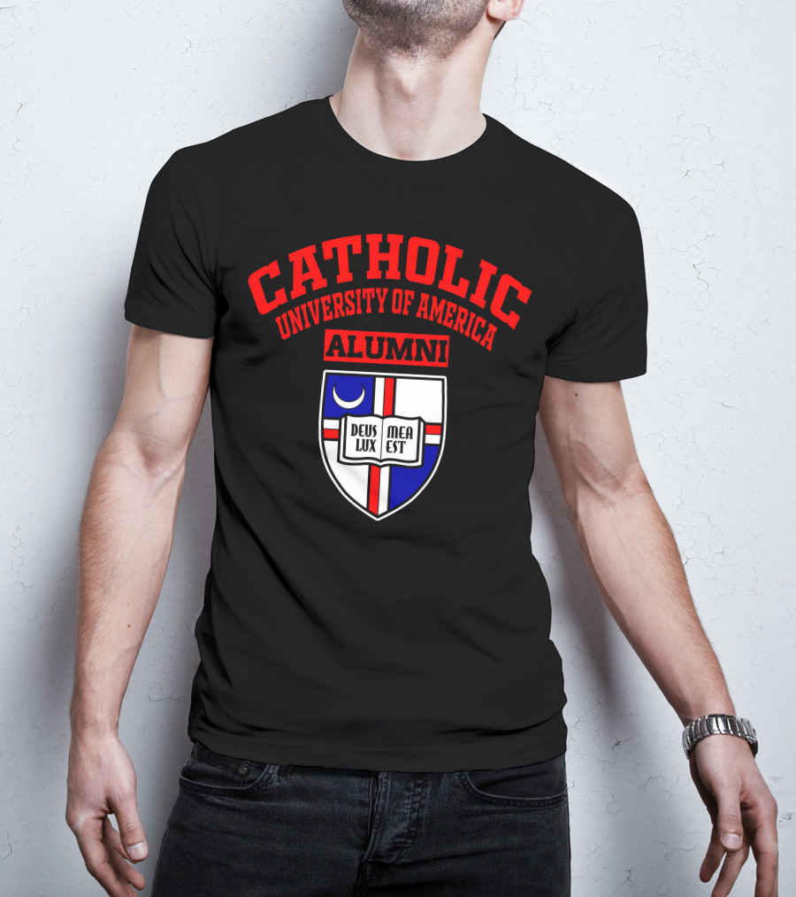 Catholic University Of America Alumni Deus Lux Mea Est Crest T-Shirt