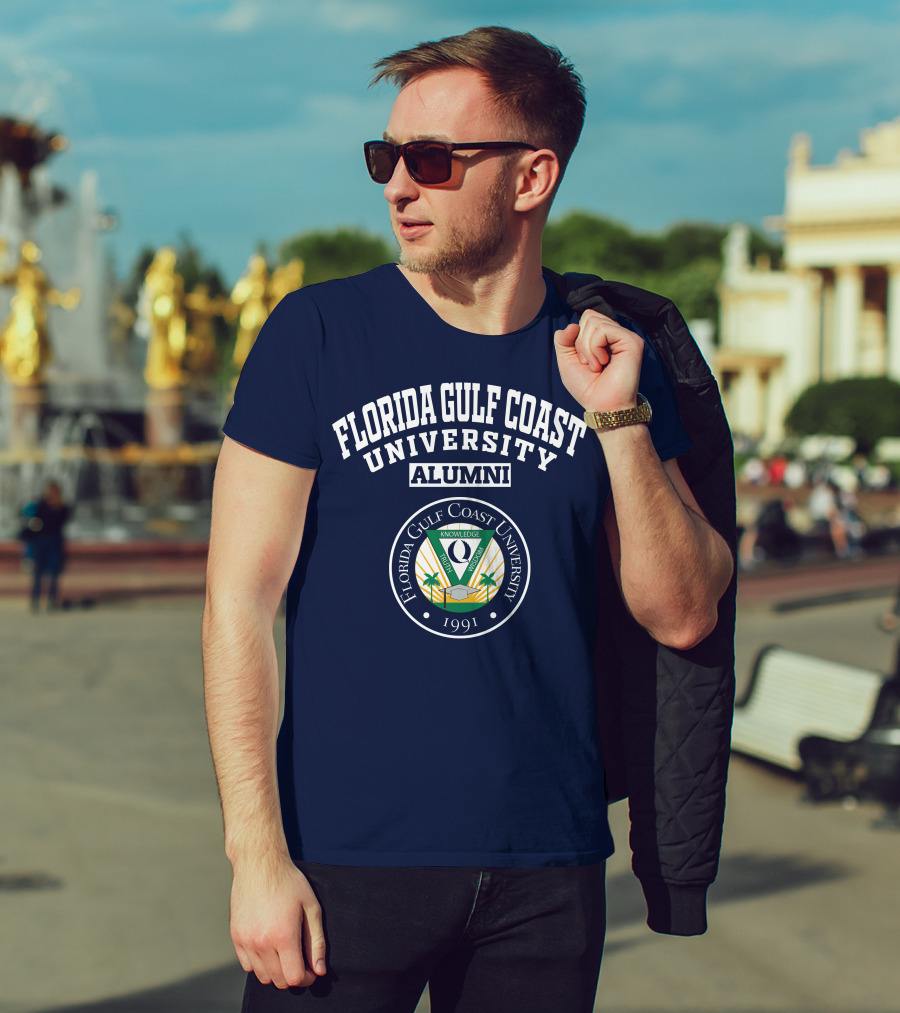 Florida Gulf Coast University Alumni Logo 1991 Crest T-Shirt