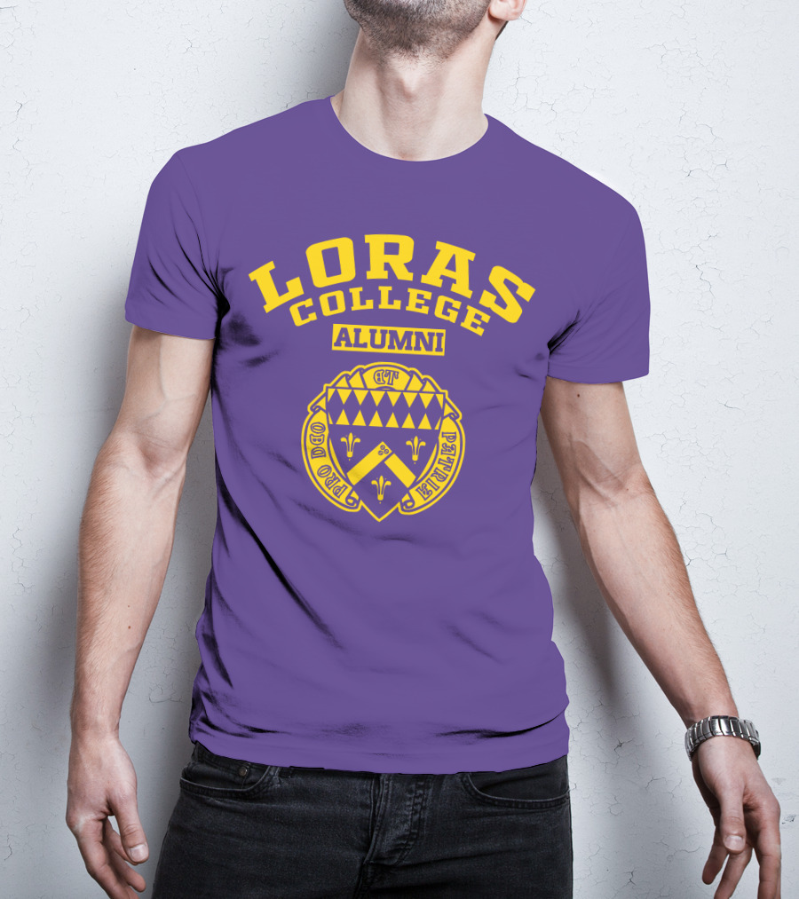 Loras College Alumni Pro Deo Et Patria Crest T-Shirt