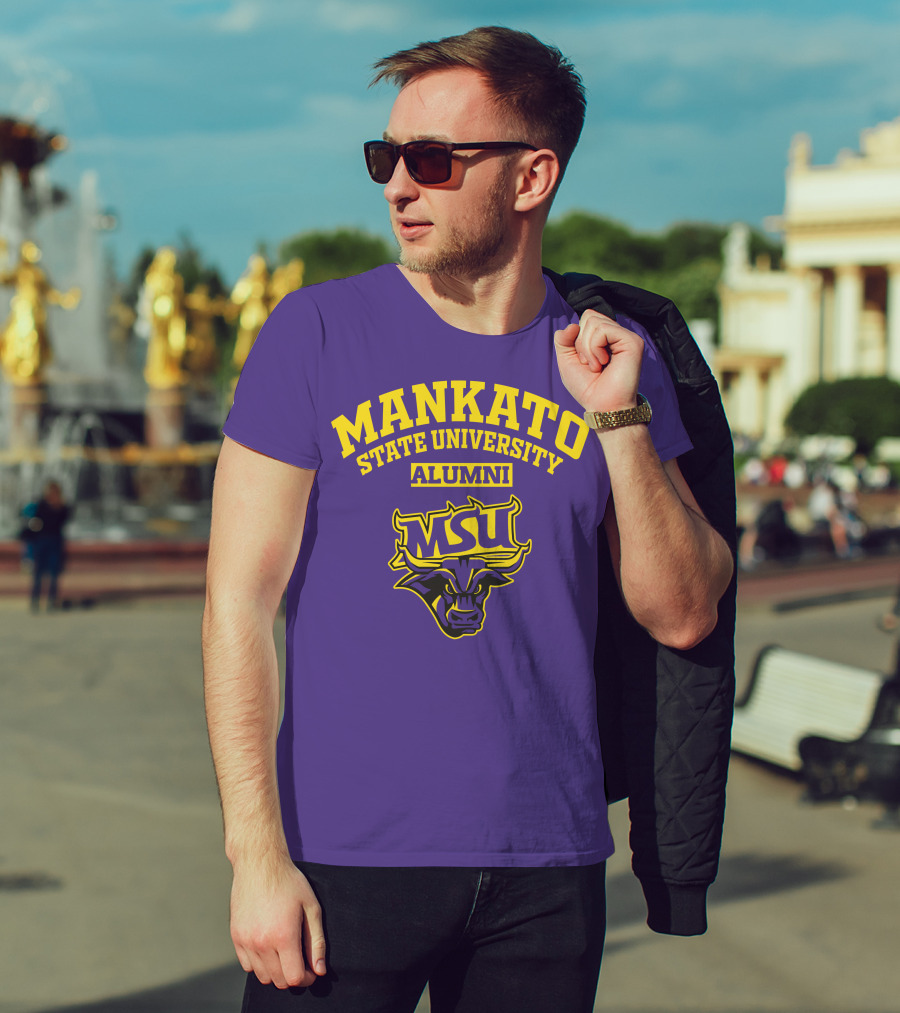 Mankato State University Alumni MSU Logo Purple Bull T-Shirt