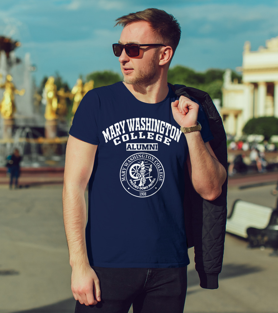 Mary Washington College Alumni Crest Pro Deo Domo Patria 1908 T-Shirt