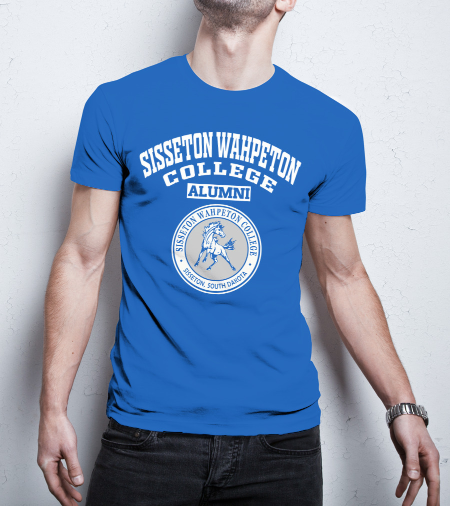 Sisseton Wahpeton College Alumni Sisseton South Dakota Horse Emblem T-Shirt