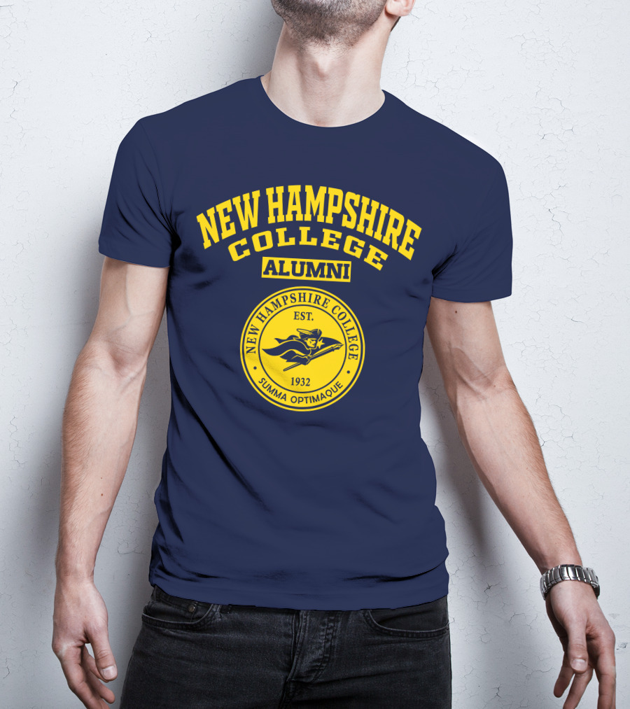 New Hampshire College Alumni Est 1932 Summa Optimaque T-Shirt