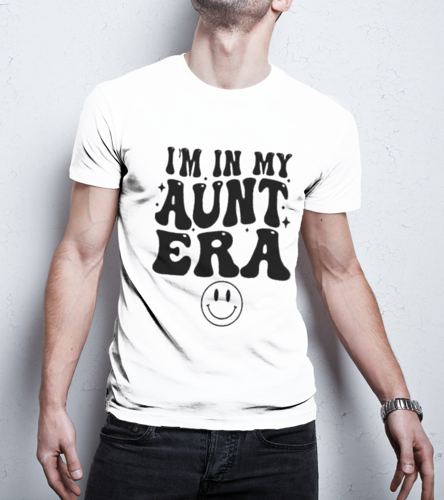 I’m In My Aunt Era Smiley Face Retro Vintage T-Shirt