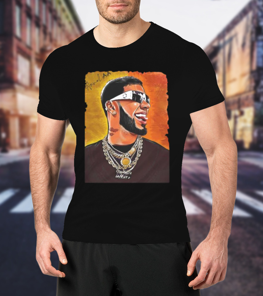 Anuel AA Vibrant Portrait With Signature And Chains T-Shirt